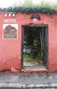 2011.10.14 - Antigua (3) Hostel Mi Casa en La Antigua